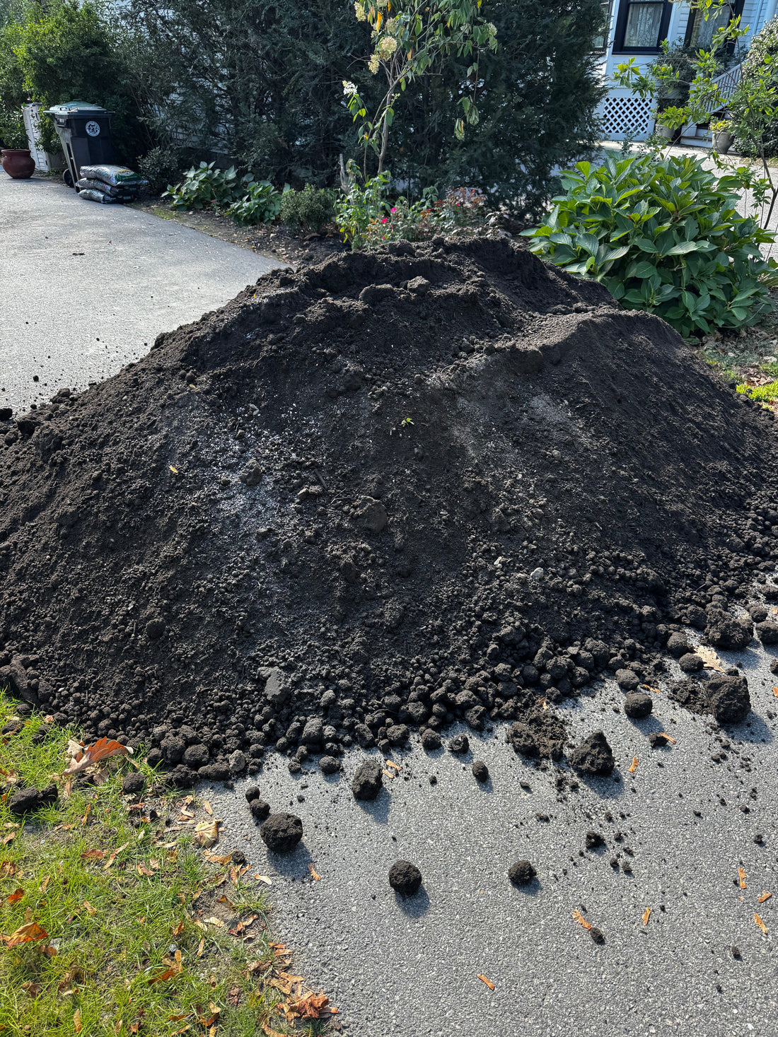 Topsoil Delivery in Mandeville, LA