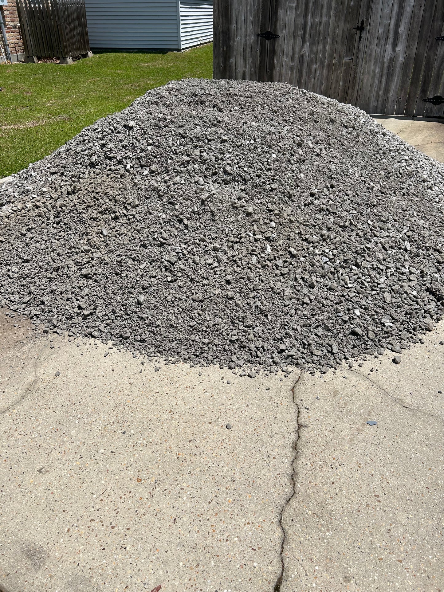 Limestone Rock 1" to Minus (#610)